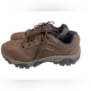 Merrell Vibram Leather Hiking Sneakers Size 9